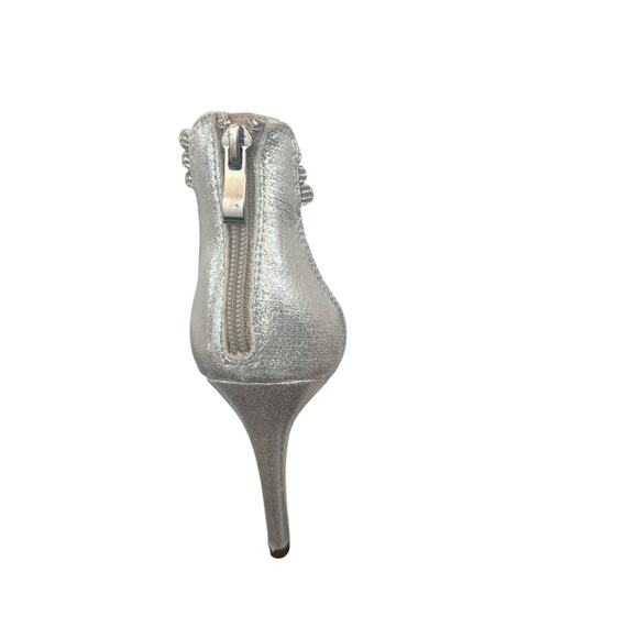 APT. 9 “Emrys” Women’s Silver High Heels with Memory Foam – Size 7 - Picture 3 of 6
